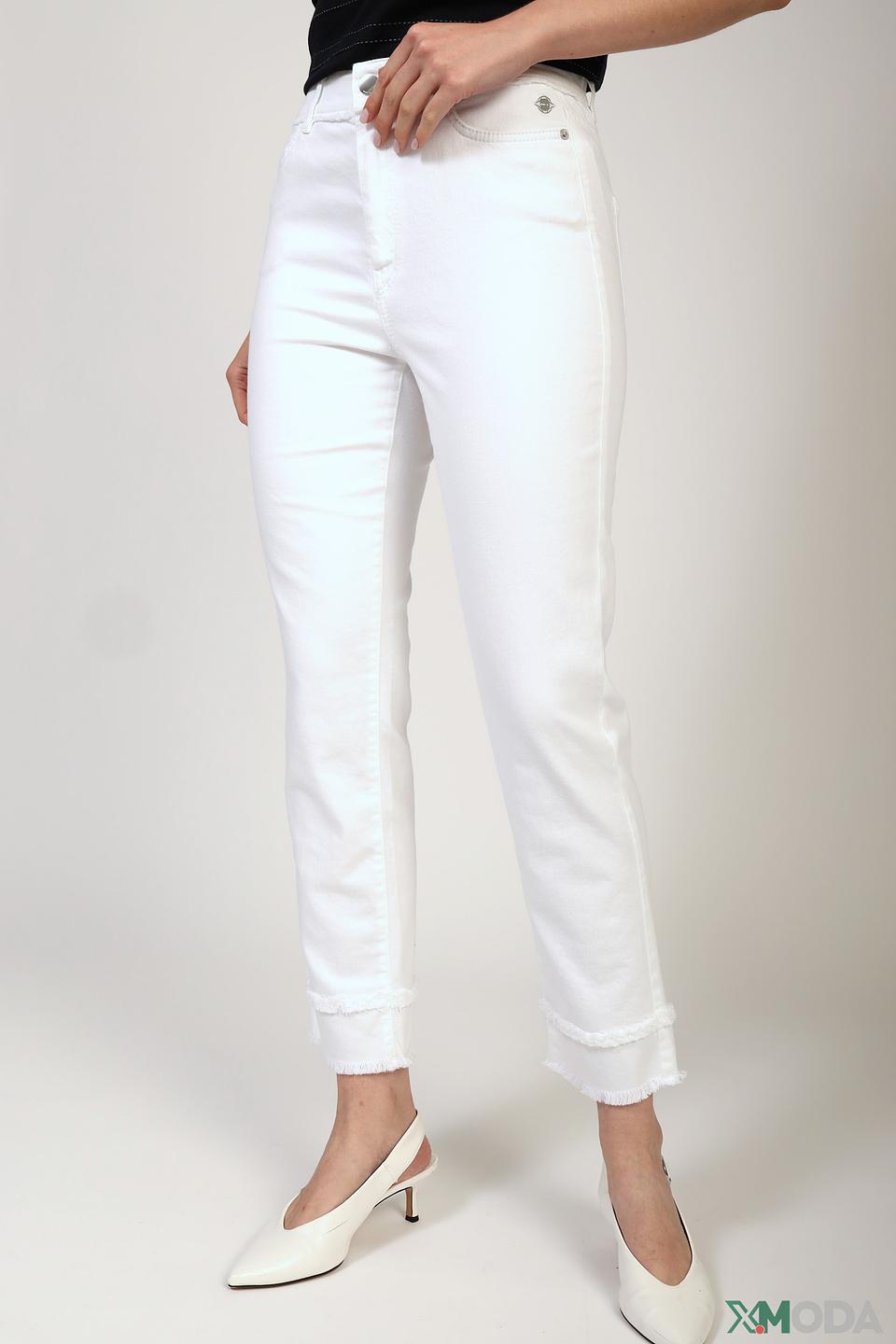 Джинсы Marc Cain белые с необработанным краем