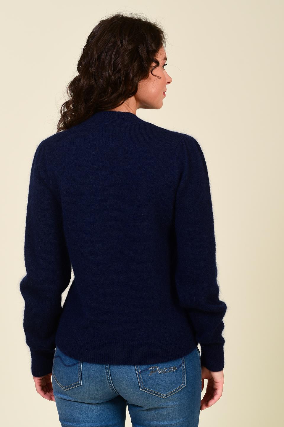 Пуловер Pezzo с вышивкой