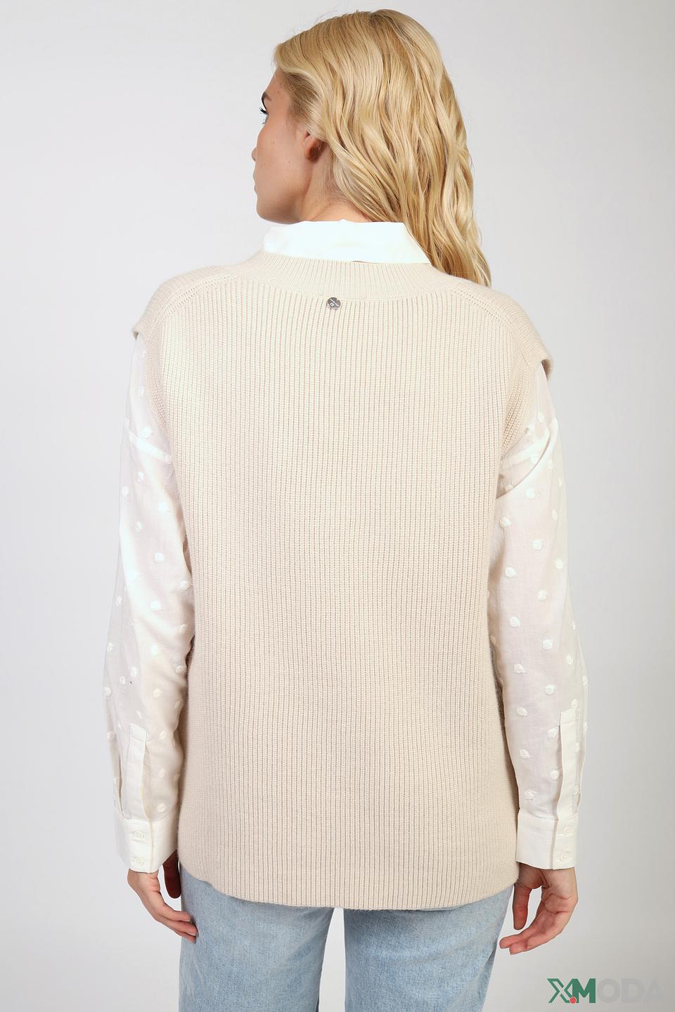 Жилет Rich and Royal бежевый