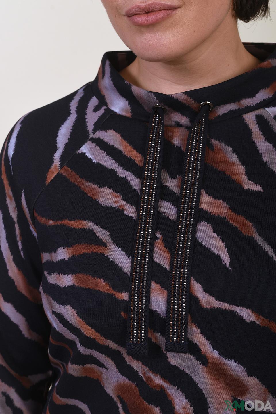 Платье Betty Barclay приталенное в полоску