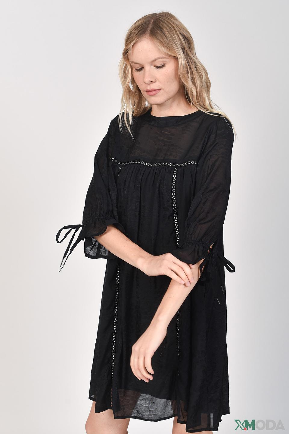 Платье s.Oliver чёрное с вышивкой