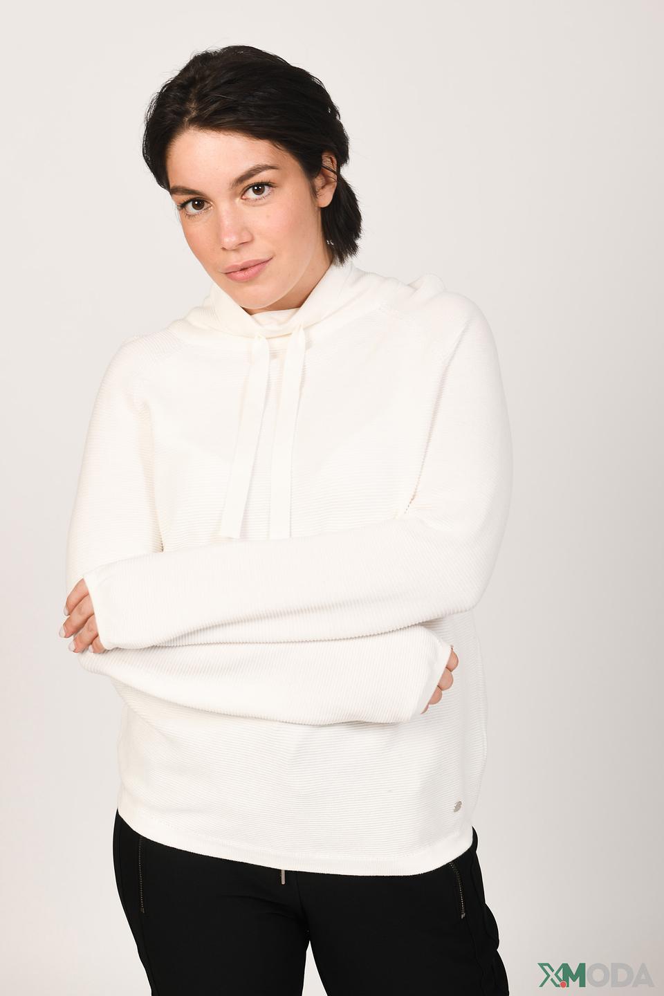 Водолазка Monari с капюшоном белая