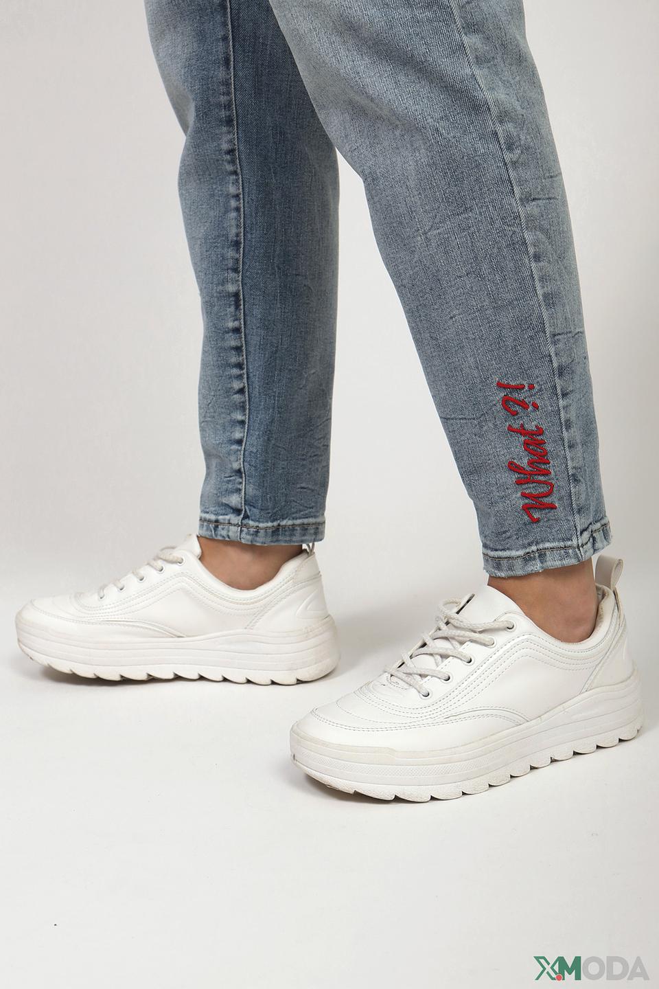 Джинсы Marc Aurel с вышивкой голубые