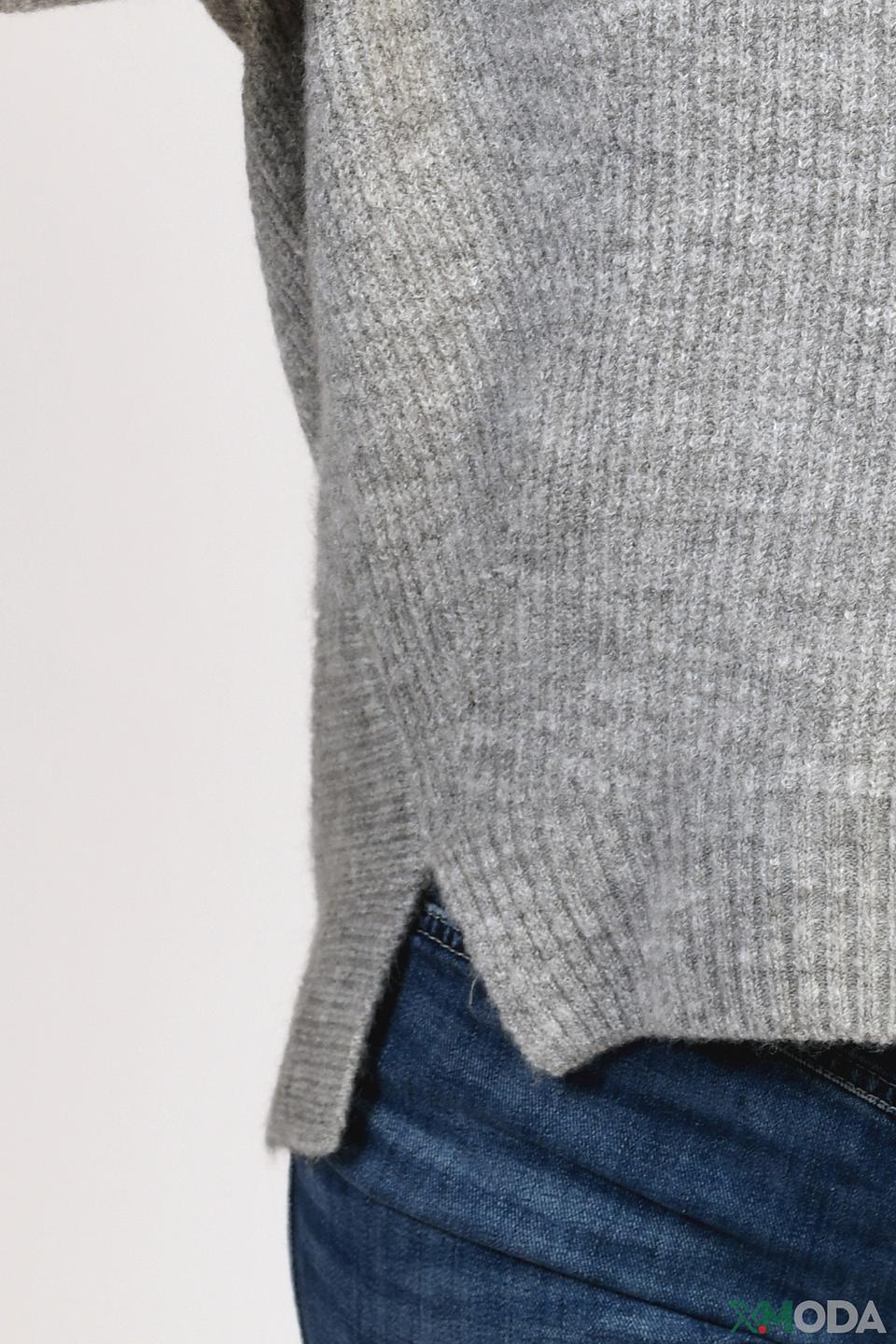 Пуловер Tuzzi серый с разрезами
