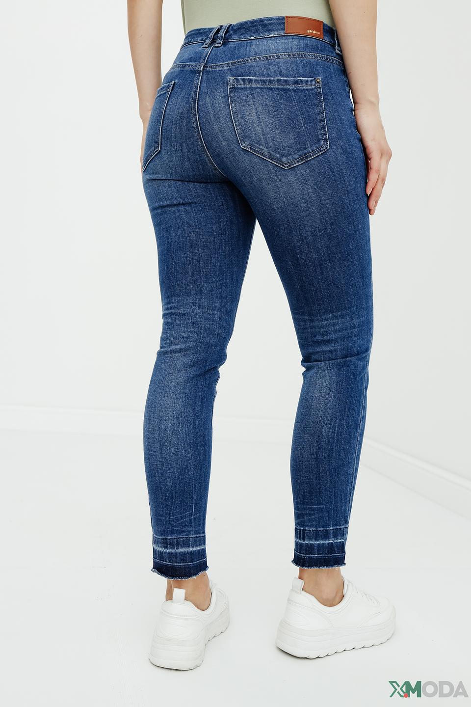 Джинсы Gardeur с потертостями