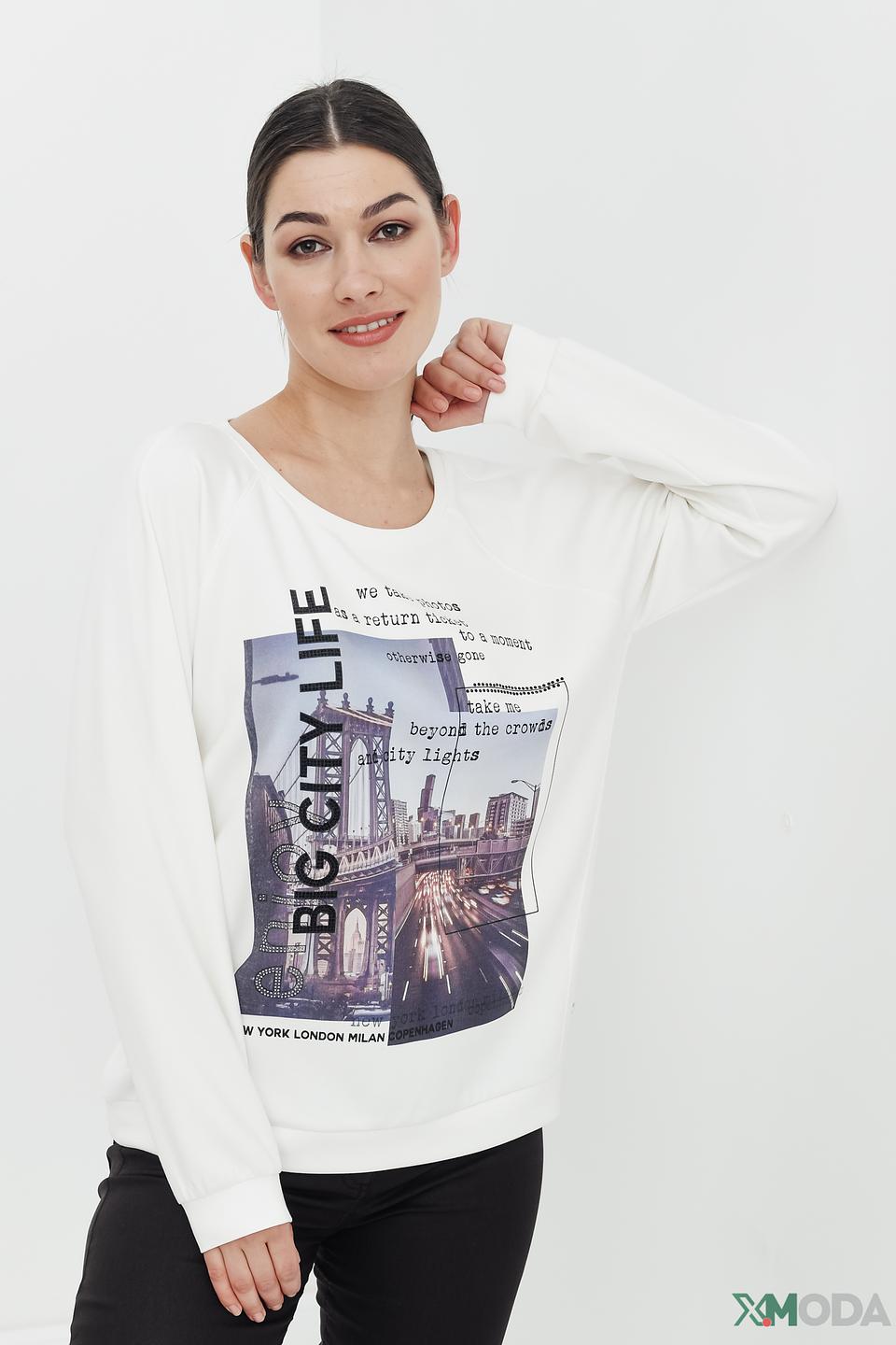 Пуловер Monari с городским принтом