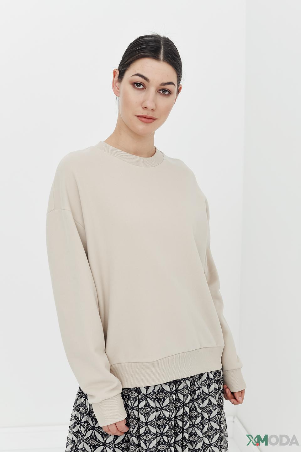 Пуловер Rich and Royal бежевый