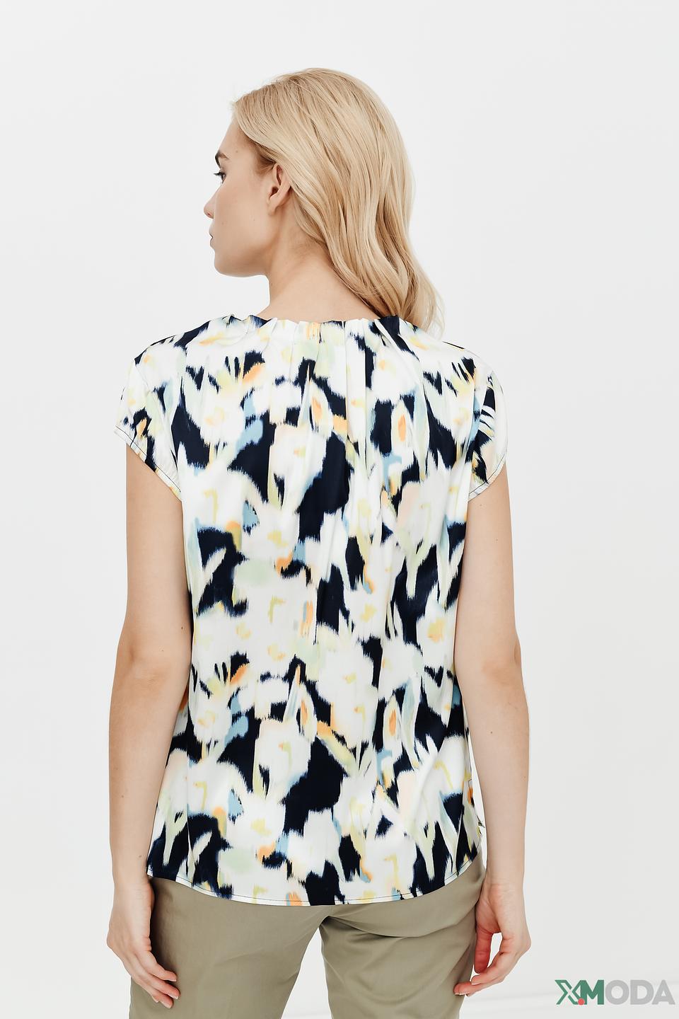 Топ Comma с абстрактным принтом