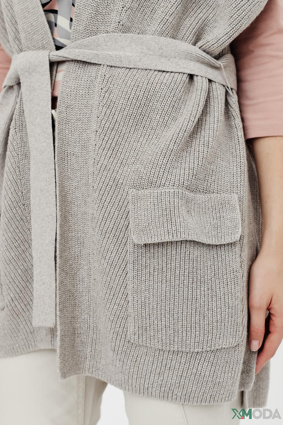 Жилет Oui вязаный с поясом серый