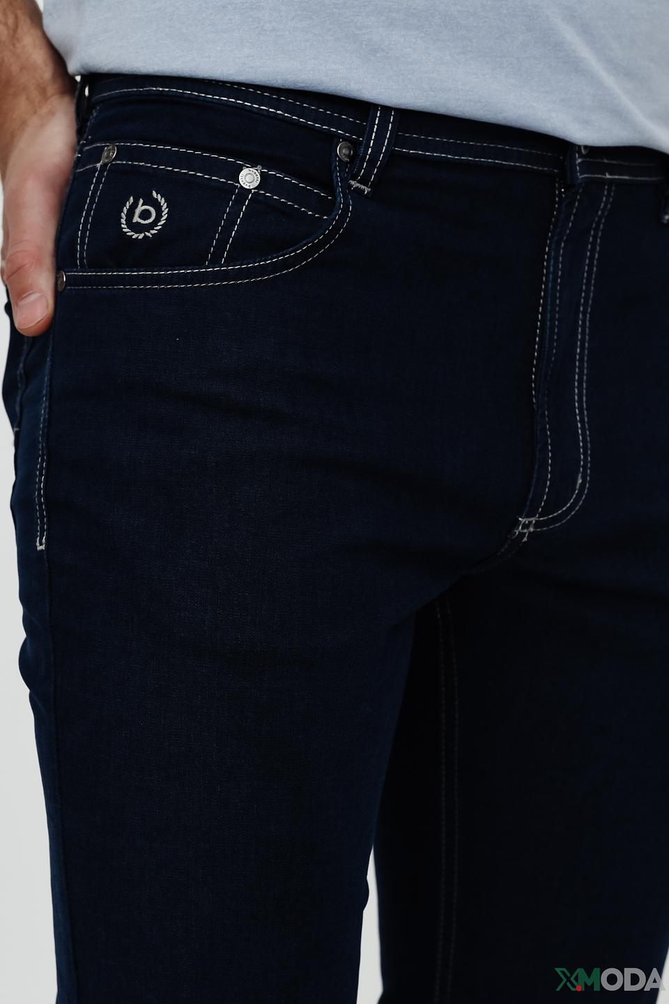 Джинсы Bugatti с белой отделкой