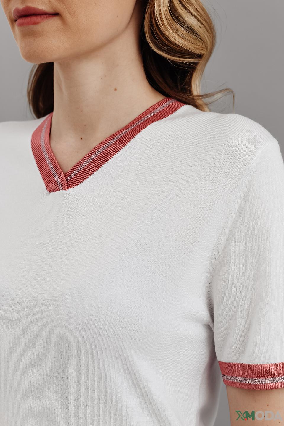 Пуловер Pezzo с V-образным вырезом