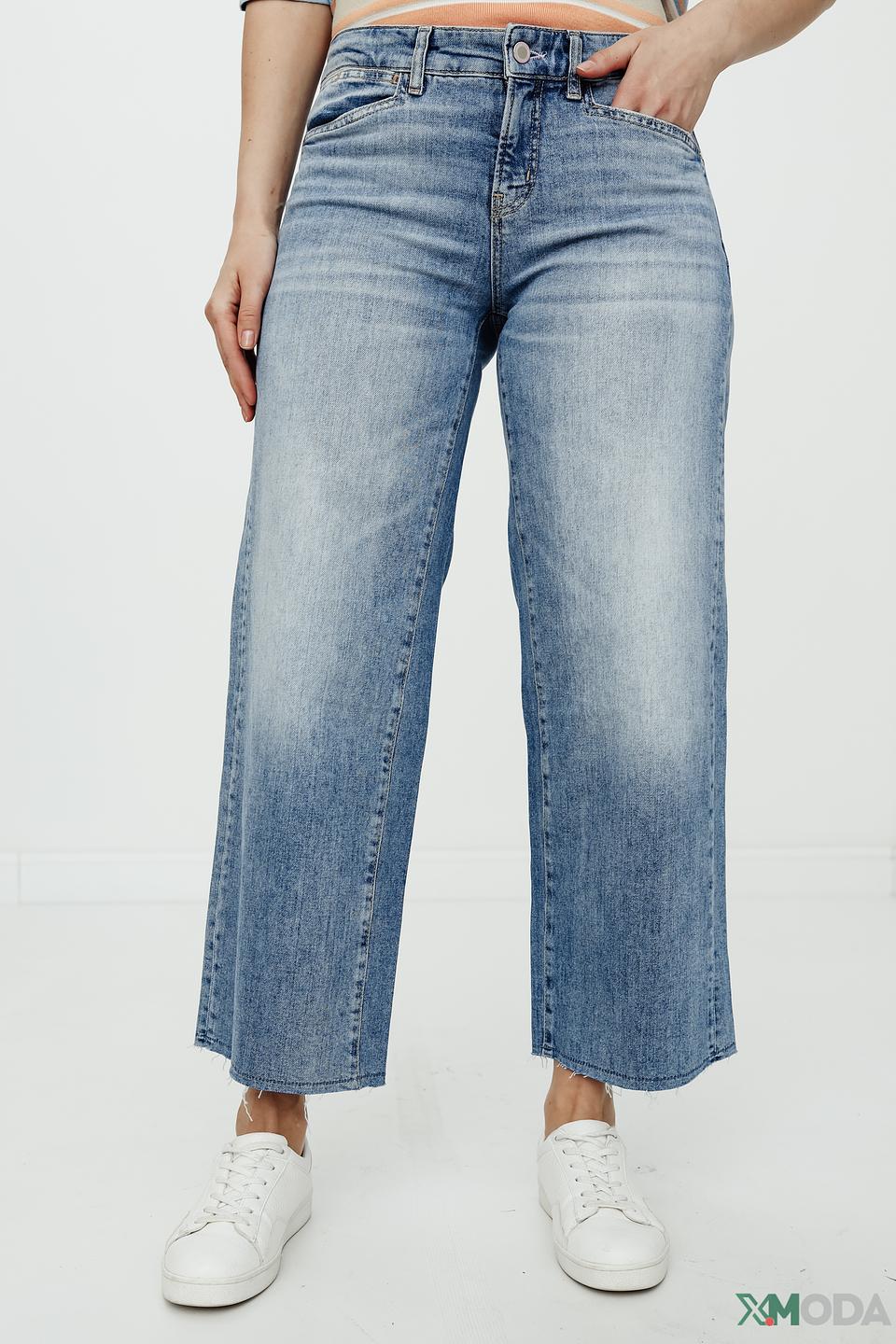 Джинсы Cambio клеш голубой