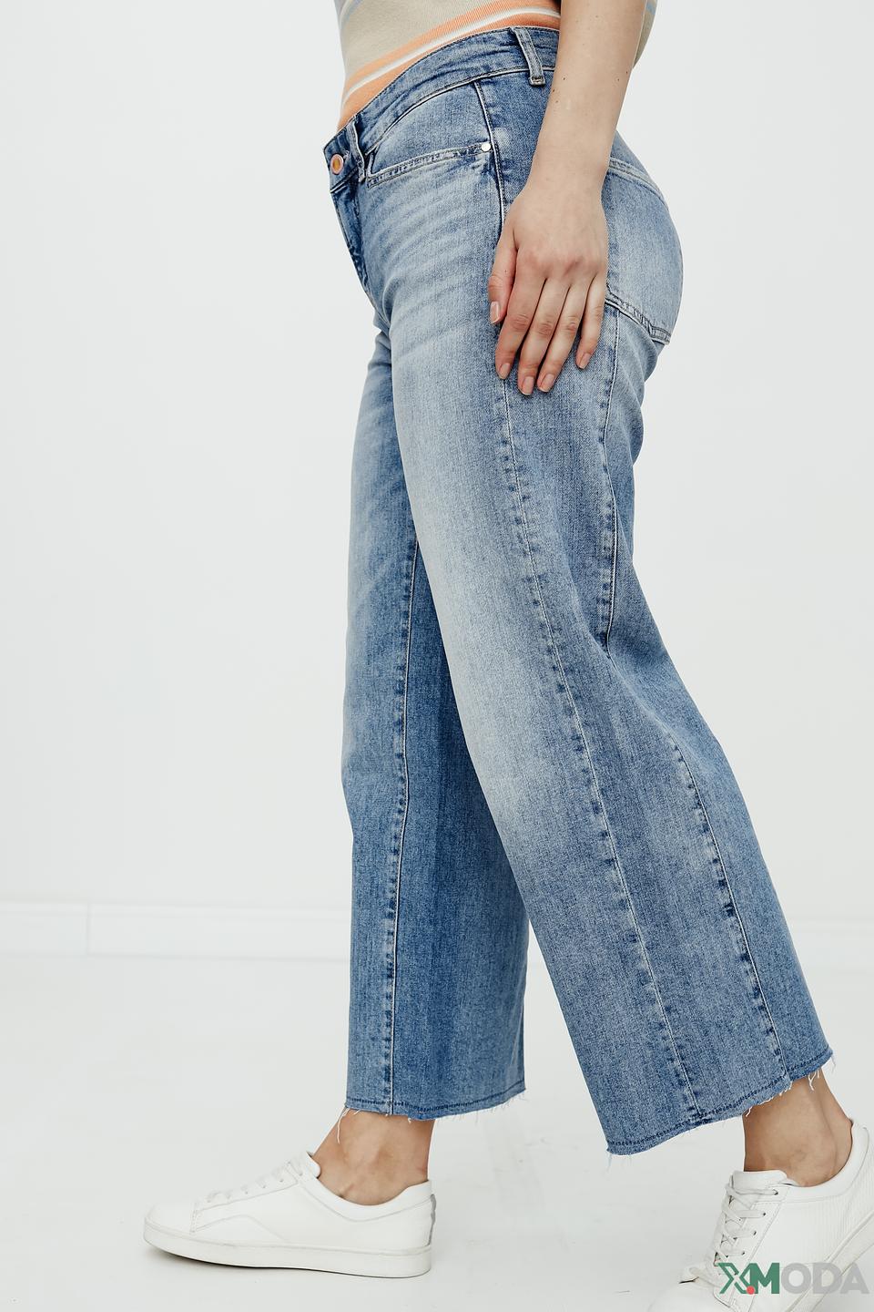 Джинсы Cambio клеш голубой