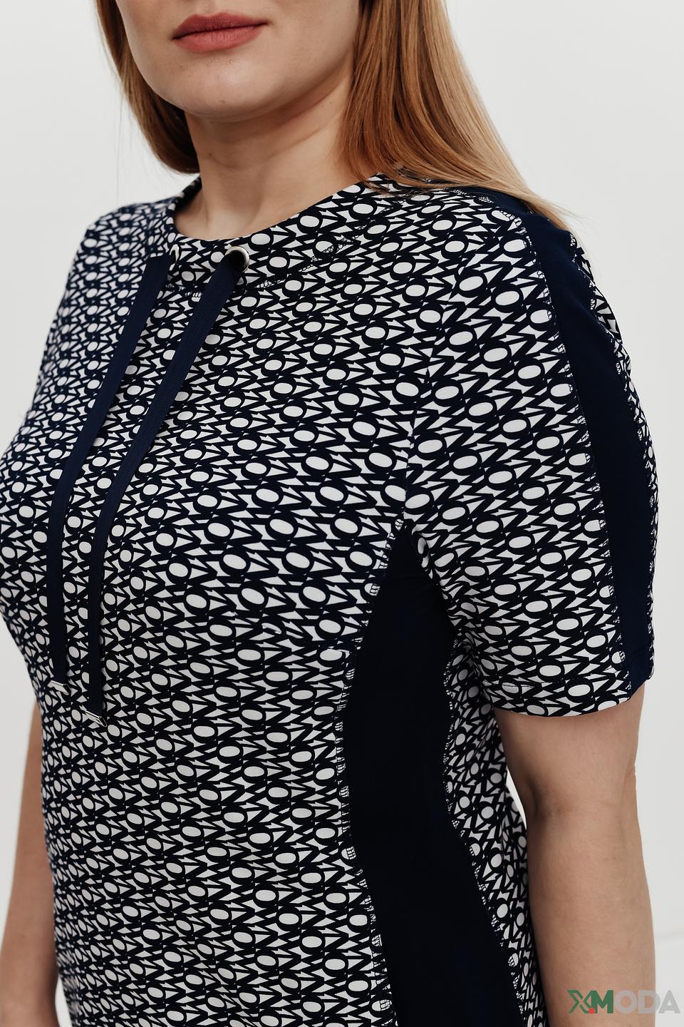 Платье Thomas Rabe с принтом и капюшоном