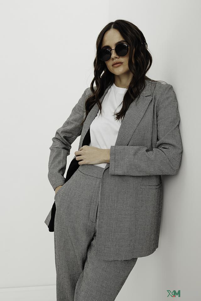 Жакет i Blues в клетку с поясом