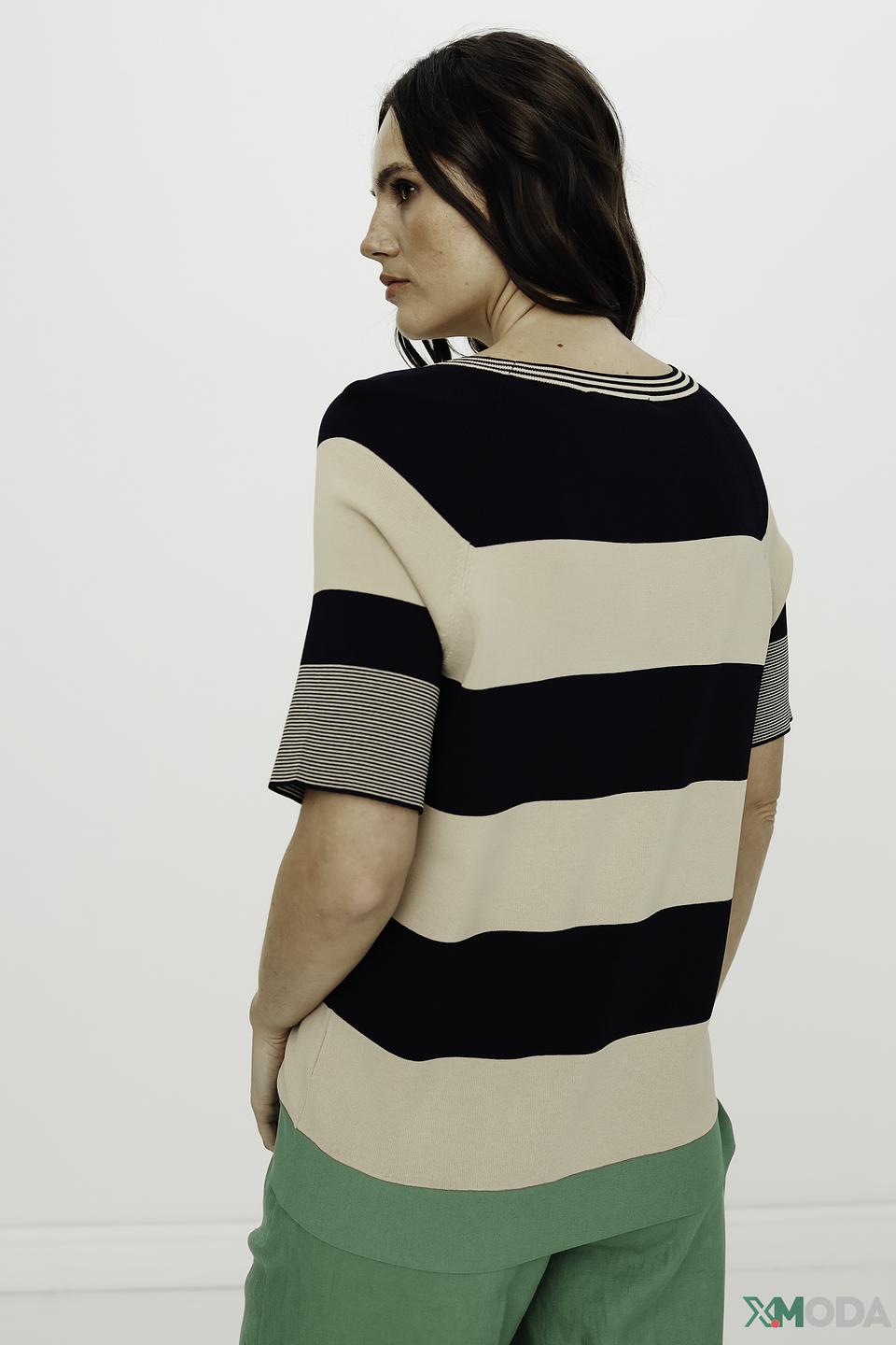 Пуловер Oui в полоску бежевый