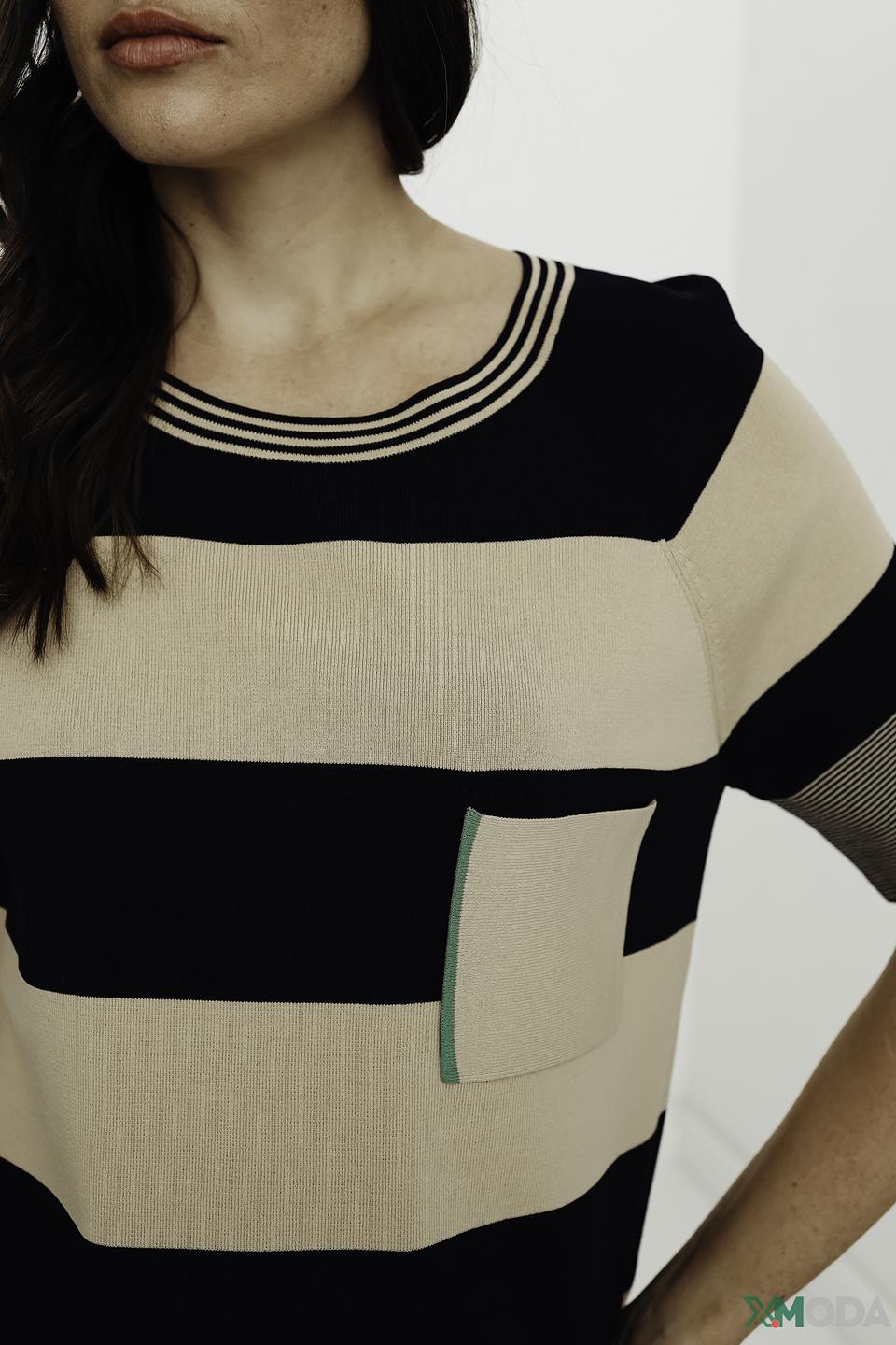 Пуловер Oui в полоску бежевый