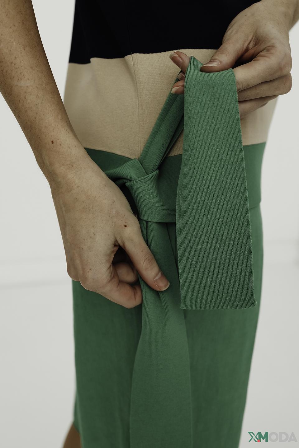 Пуловер Oui в полоску бежевый