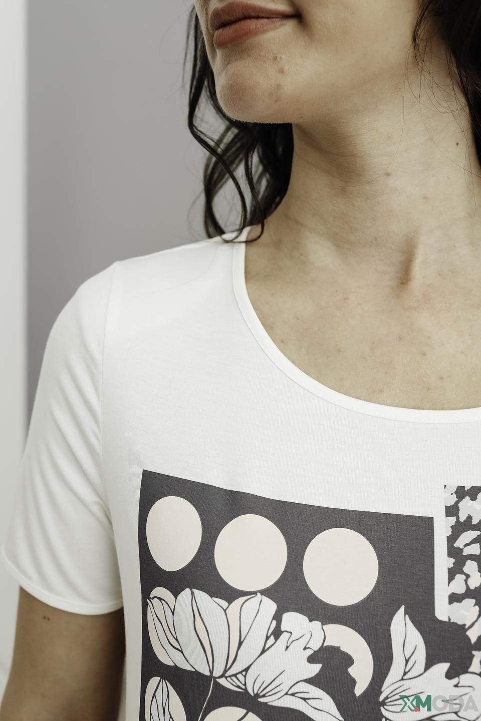 Футболка Eugen Klein с принтом