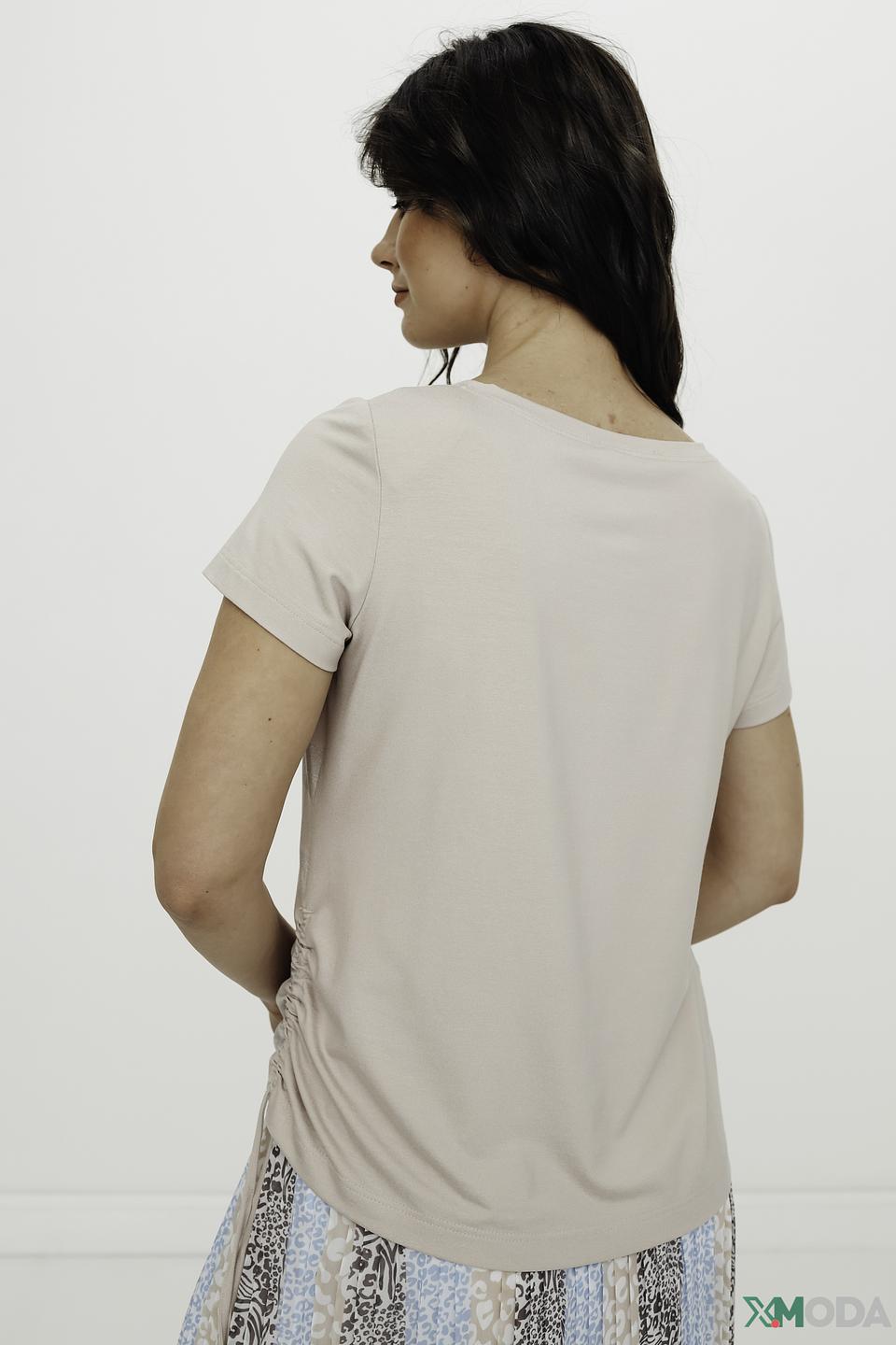 Футболка Eugen Klein с вышивкой бежевая