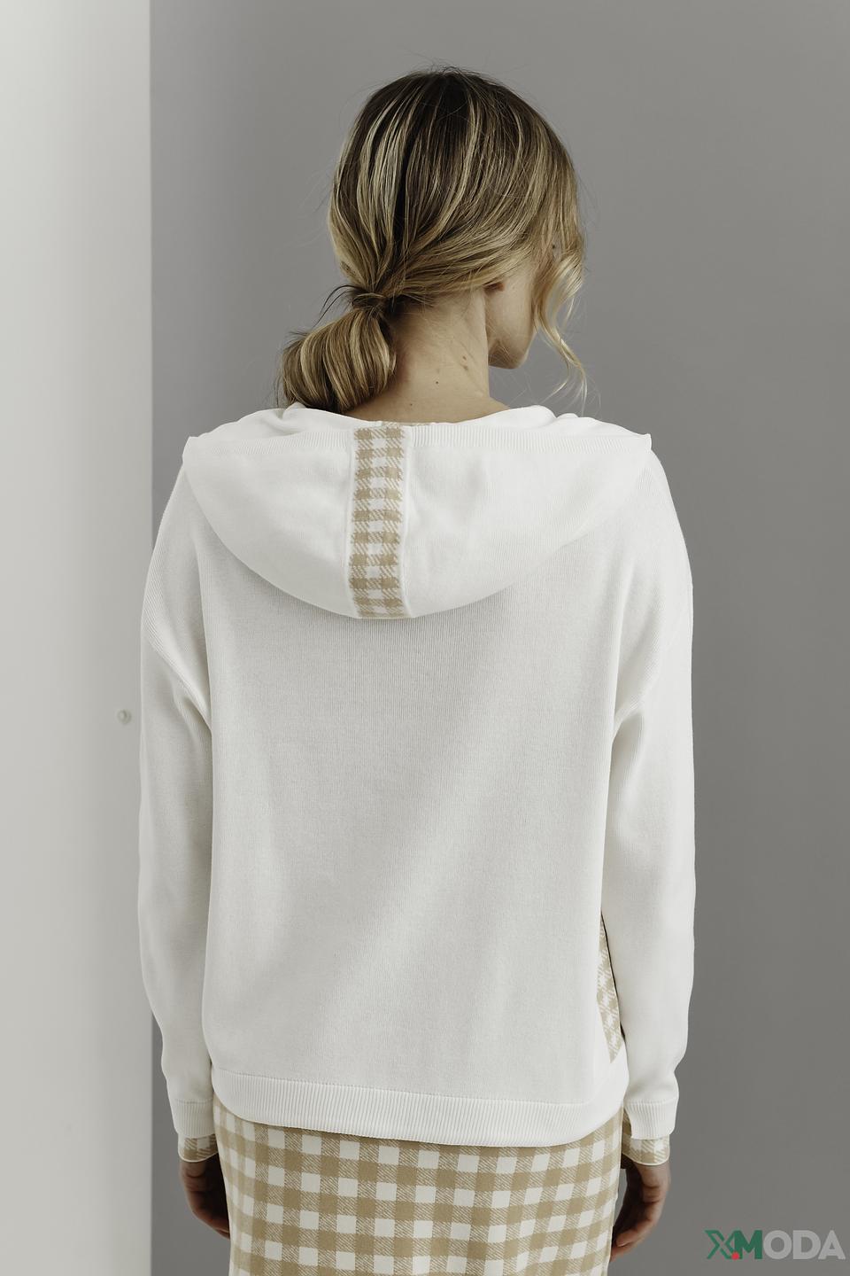 Пуловер Oui с капюшоном белый