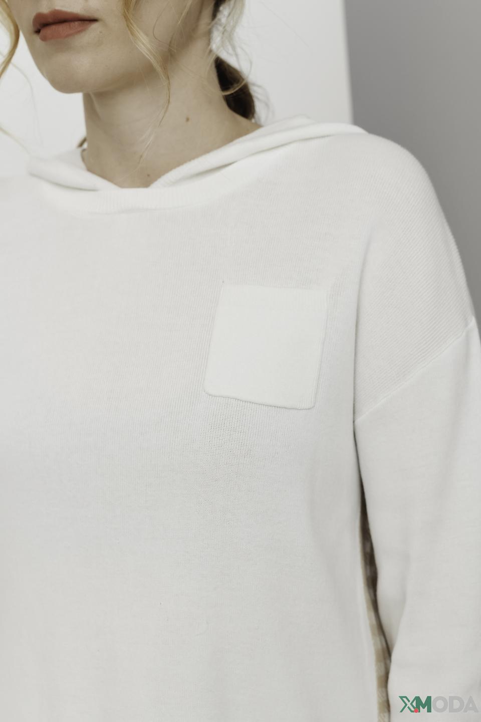 Пуловер Oui с капюшоном белый