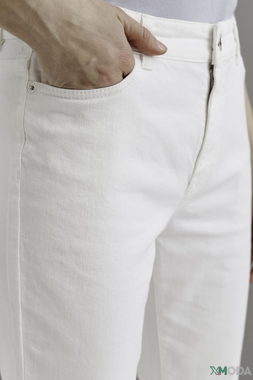 Джинсы Marc Cain белые с необработанным краем