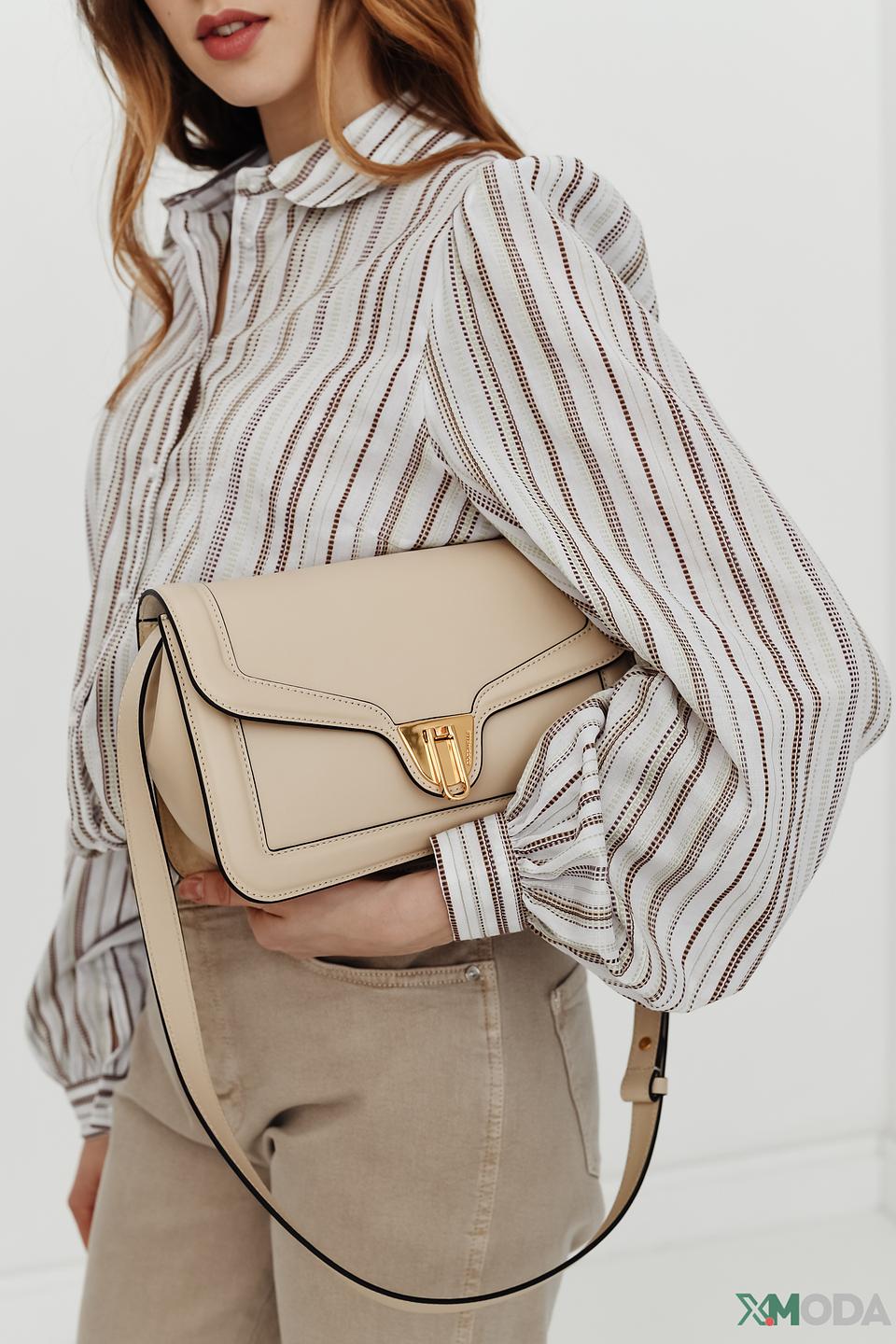 Сумка Coccinelle женская бежевая