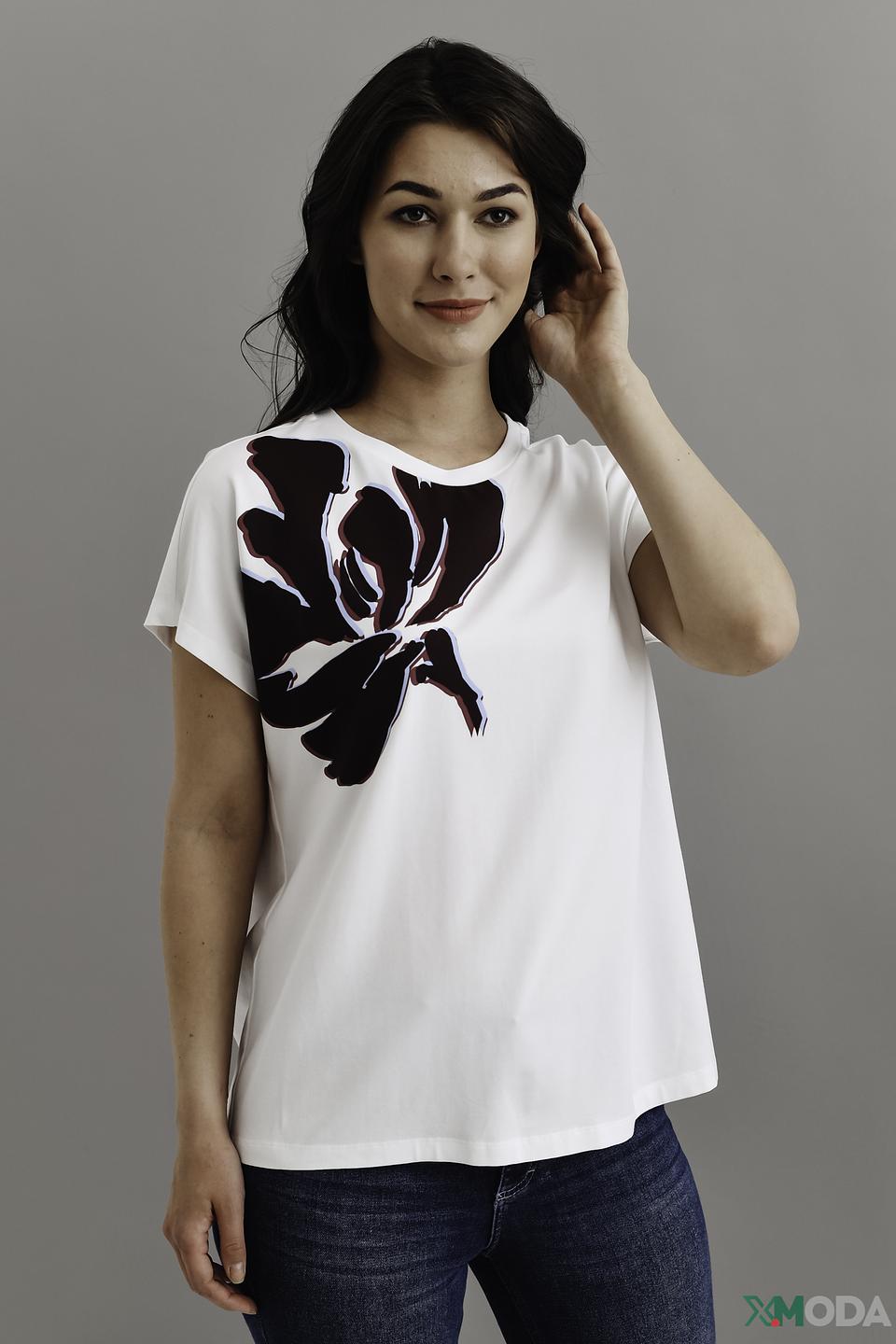 Футболка Be Yourself с цветочным принтом