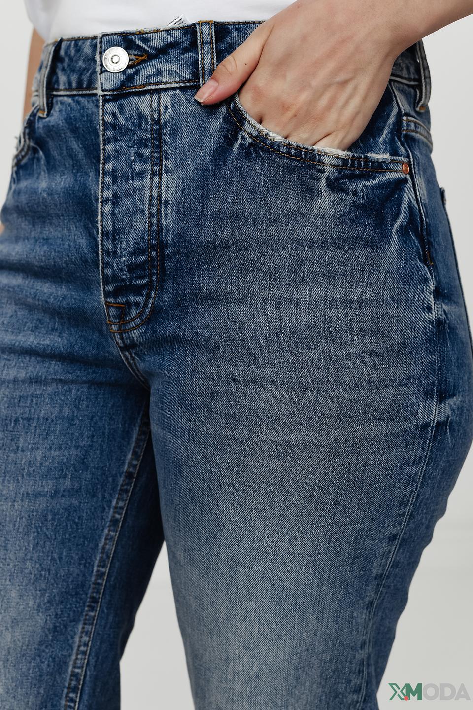 Джинсы Oui с потертостями голубые