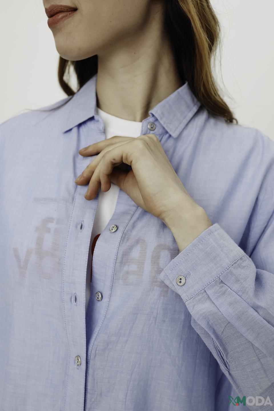 Рубашка Gaudi женская голубая с принтом