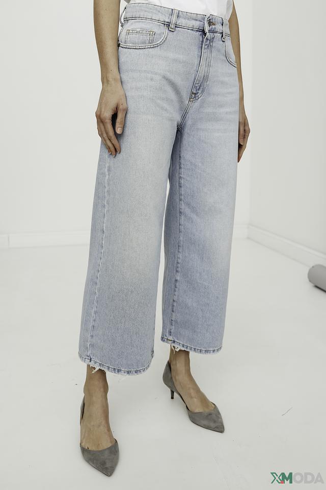 Джинсы Manila Grace широкие голубые