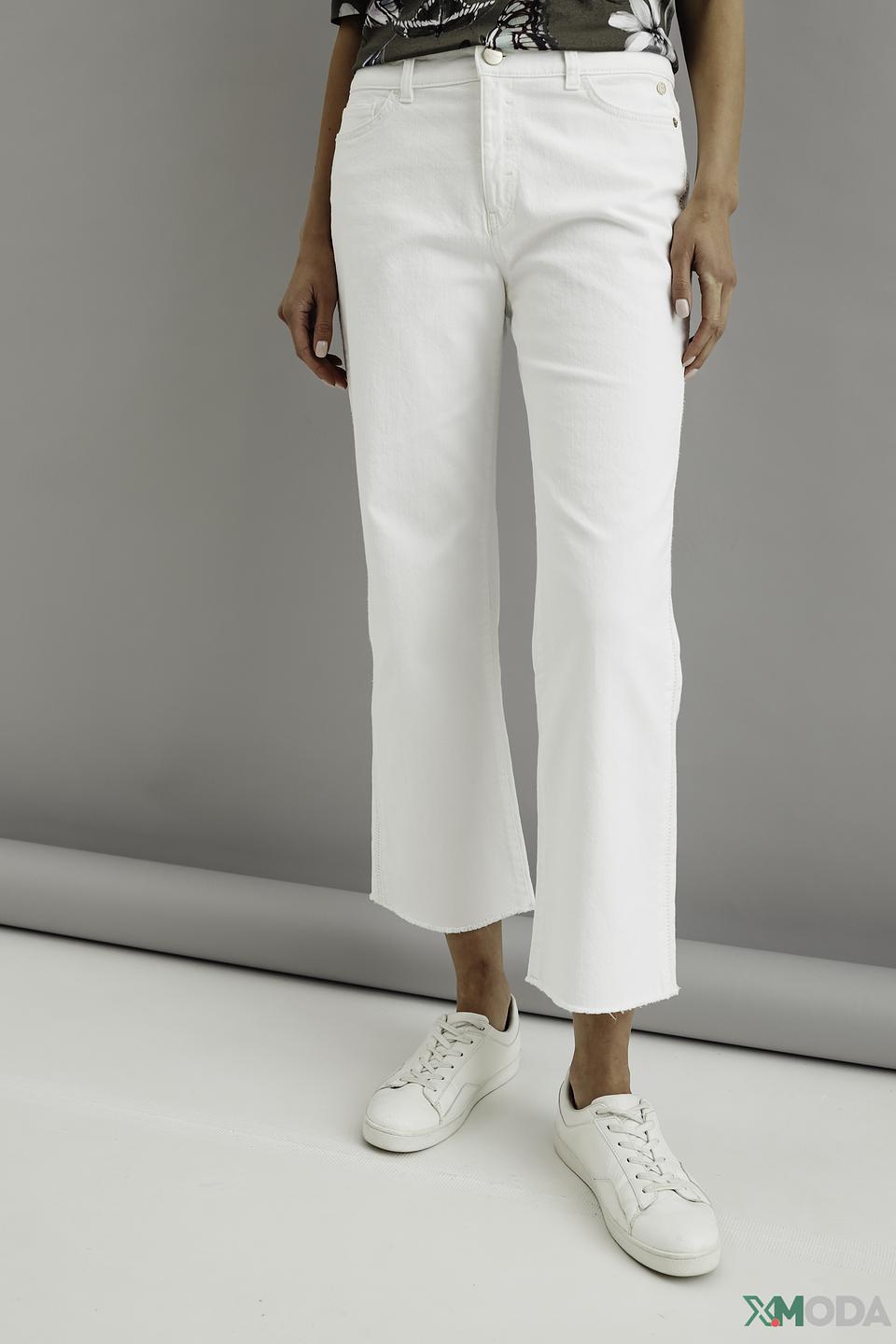 Джинсы Marc Cain белые прямые