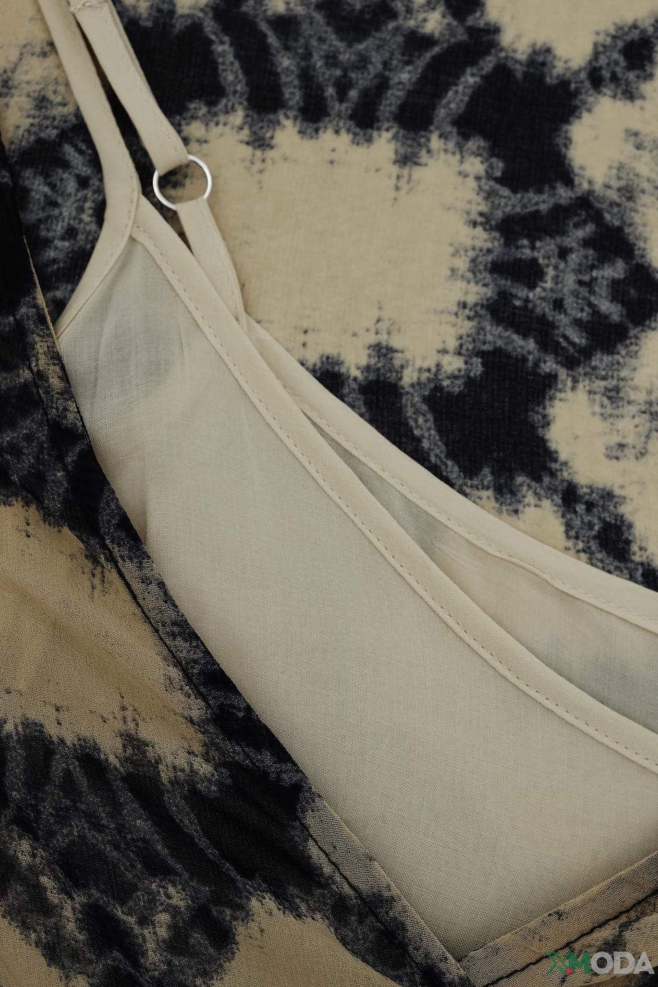 Платье Comma с принтом