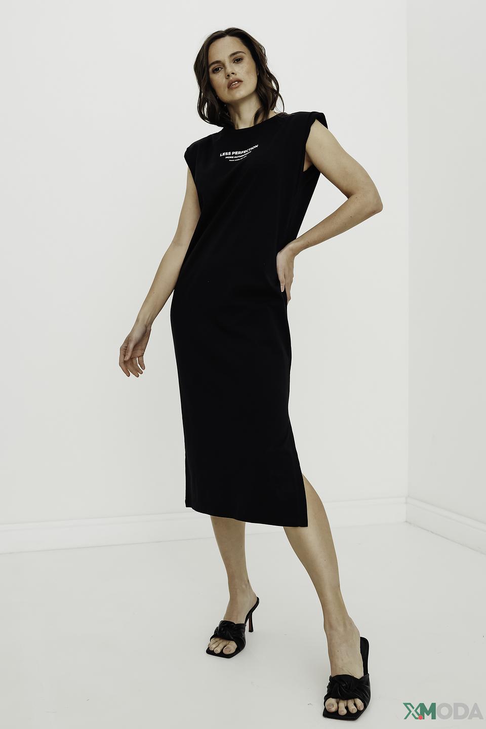 Платье Marc Aurel чёрное приталенное