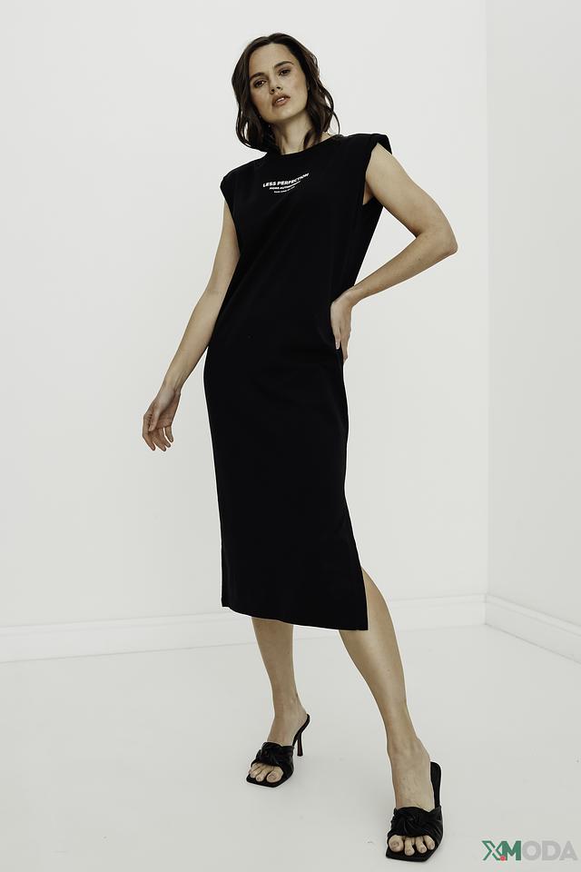 Платье Marc Aurel чёрное приталенное