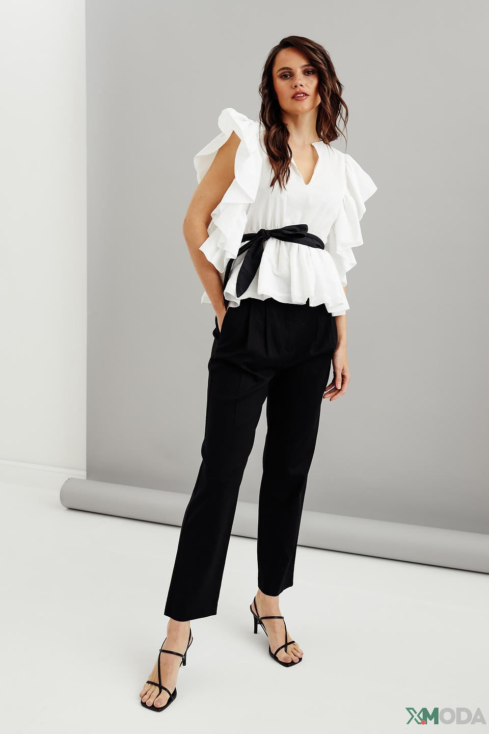 Блуза Kaos с воланами белая