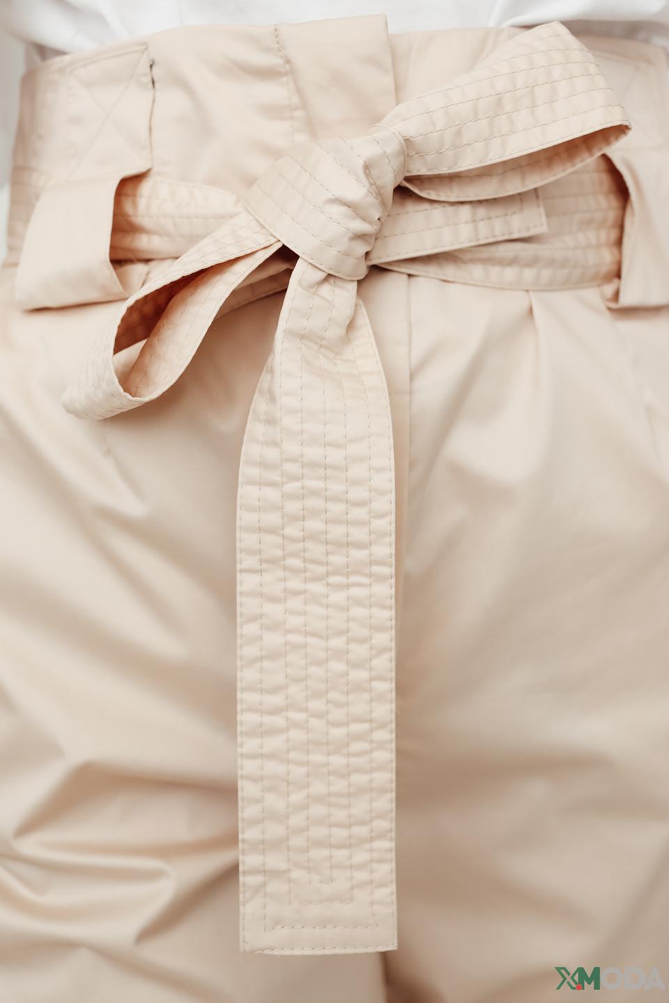 Брюки Kaos бежевые с поясом