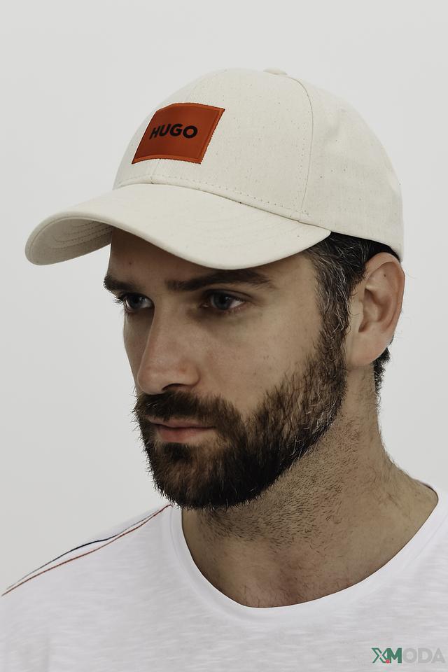Кепка Hugo белая с логотипом