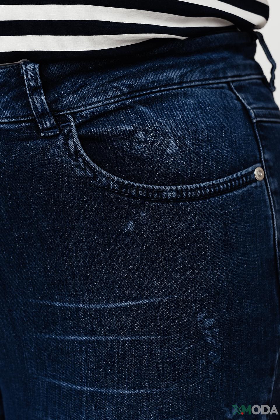 Джинсы с потертостями Thomas Rabe