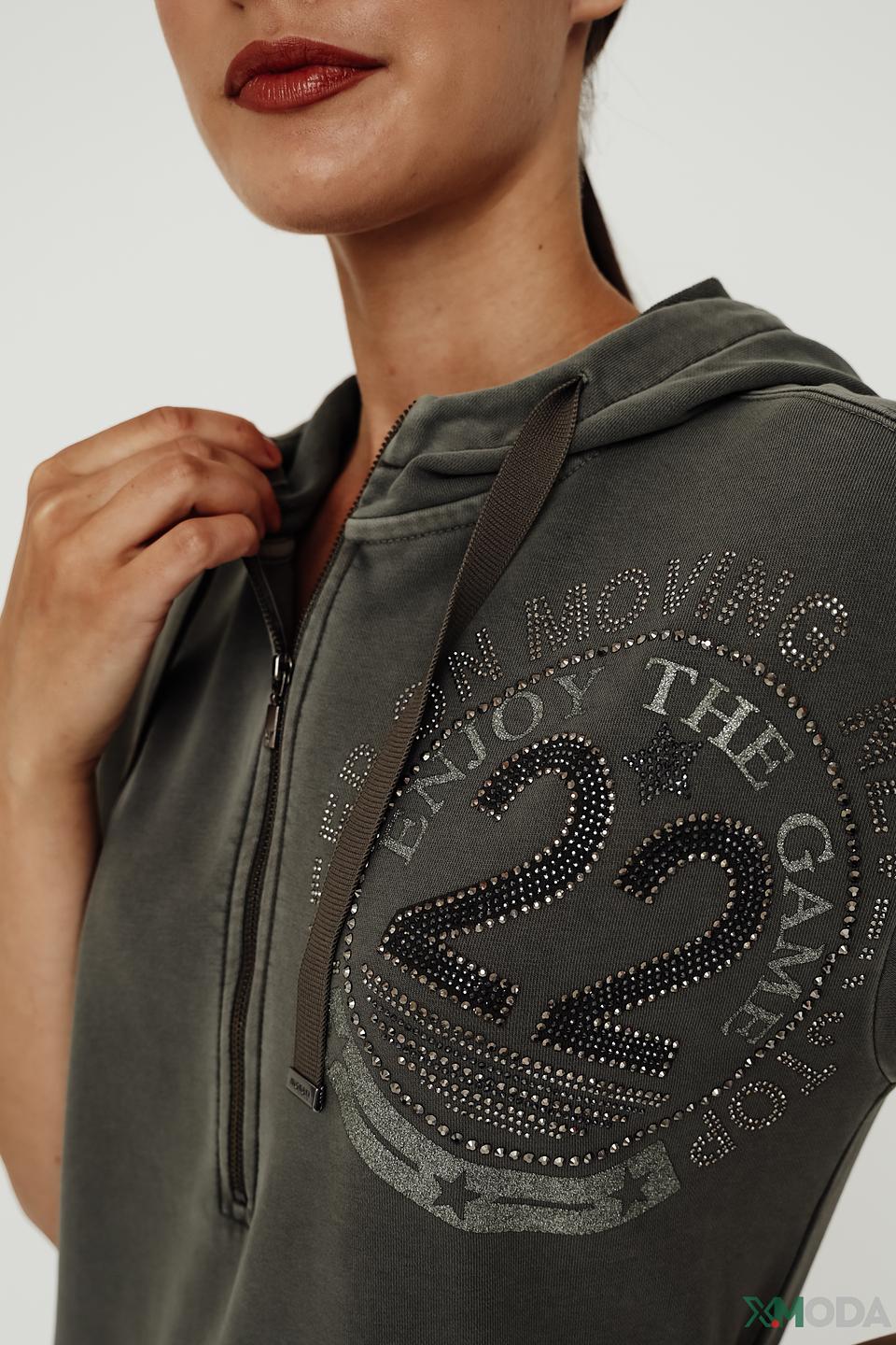 Платье Monari хаки с декором