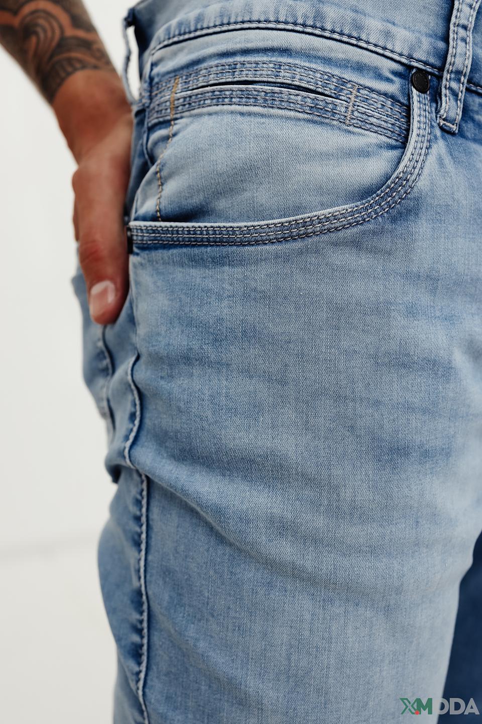 Джинсы Bugatti светло-голубые