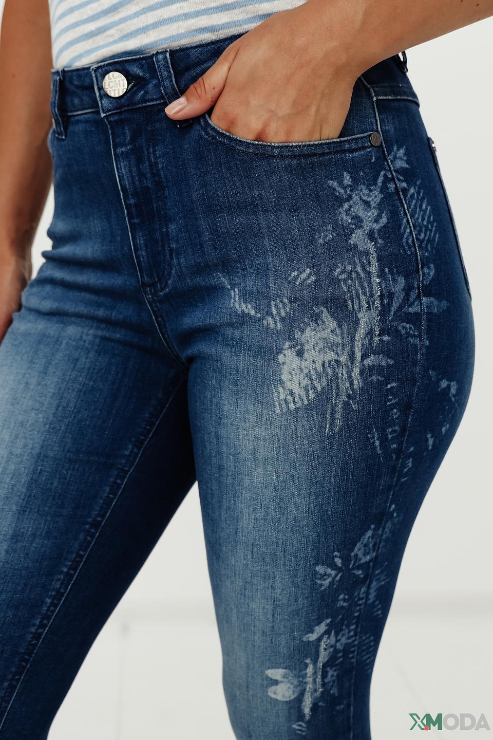 Джинсы Lecomte с потертостями