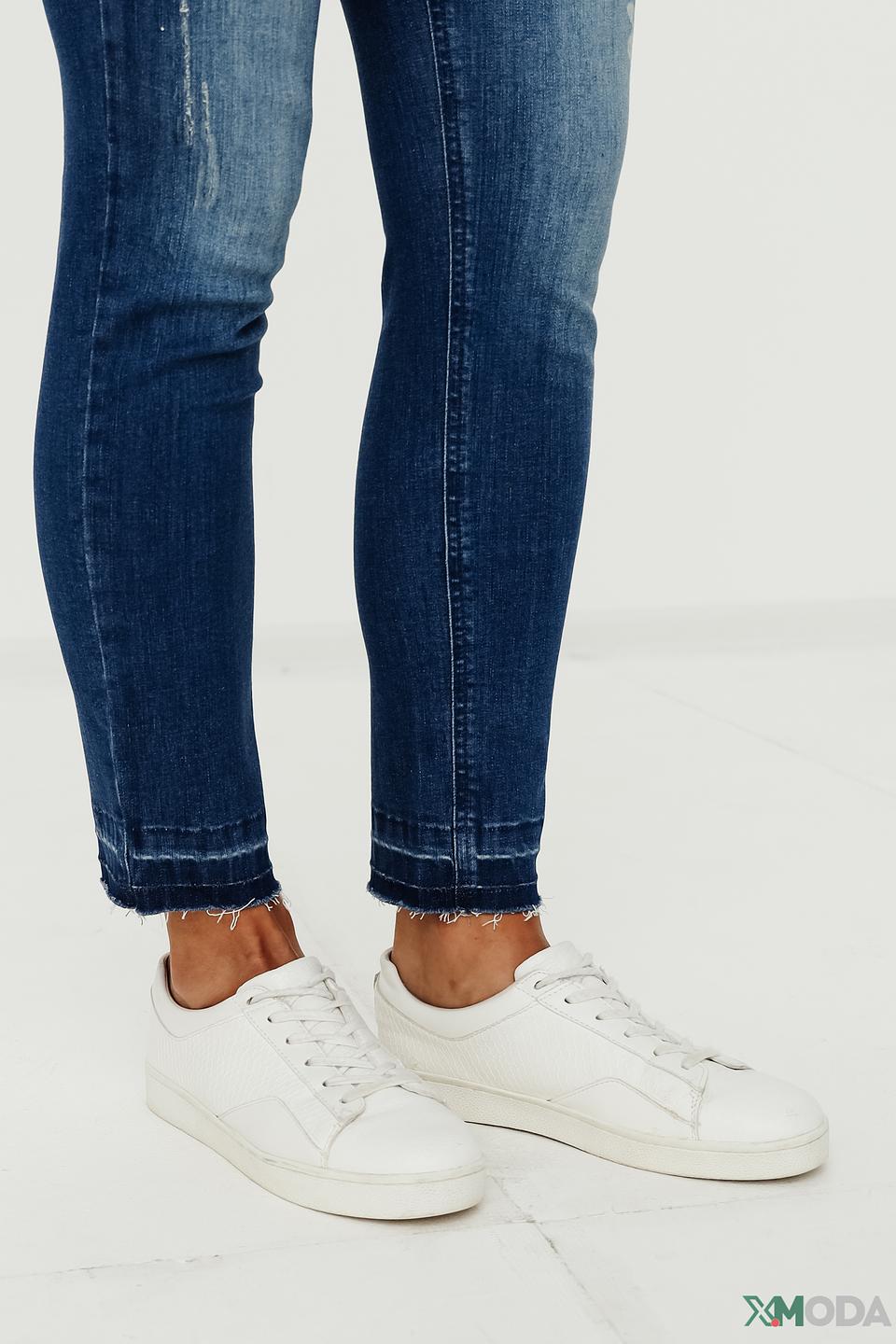 Джинсы Lecomte с потертостями