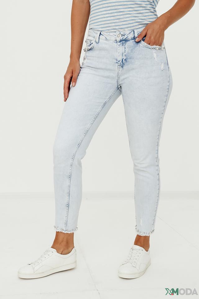 Джинсы Monari светло-голубые с потертостями
