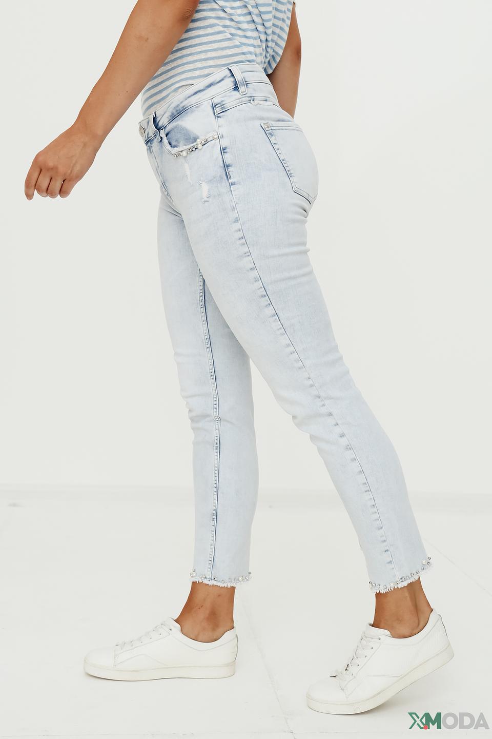 Джинсы Monari светло-голубые с потертостями