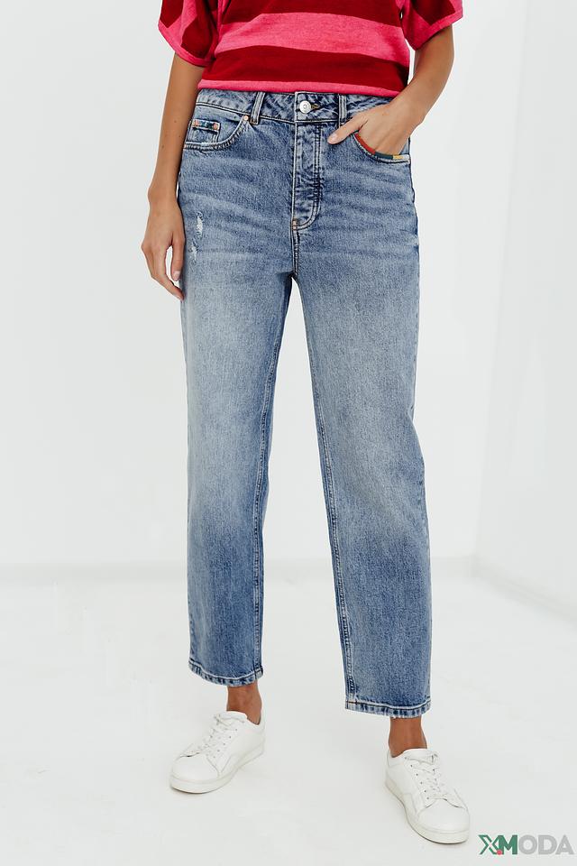 Джинсы Oui с вышивкой голубые