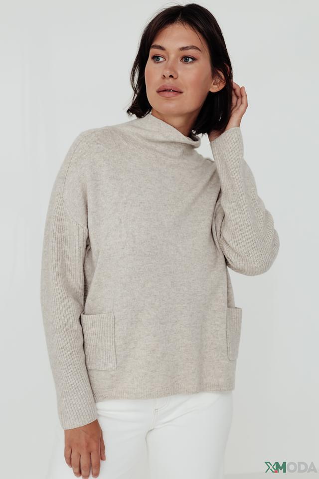 Пуловер Oui бежевый с карманами