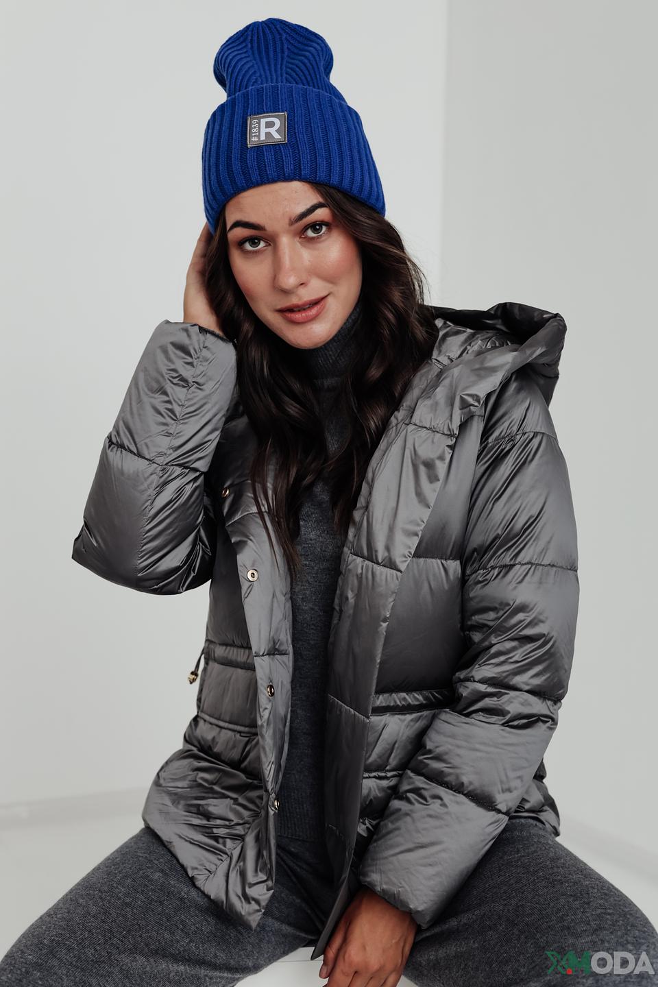 Шапка Roeckl синяя с логотипом