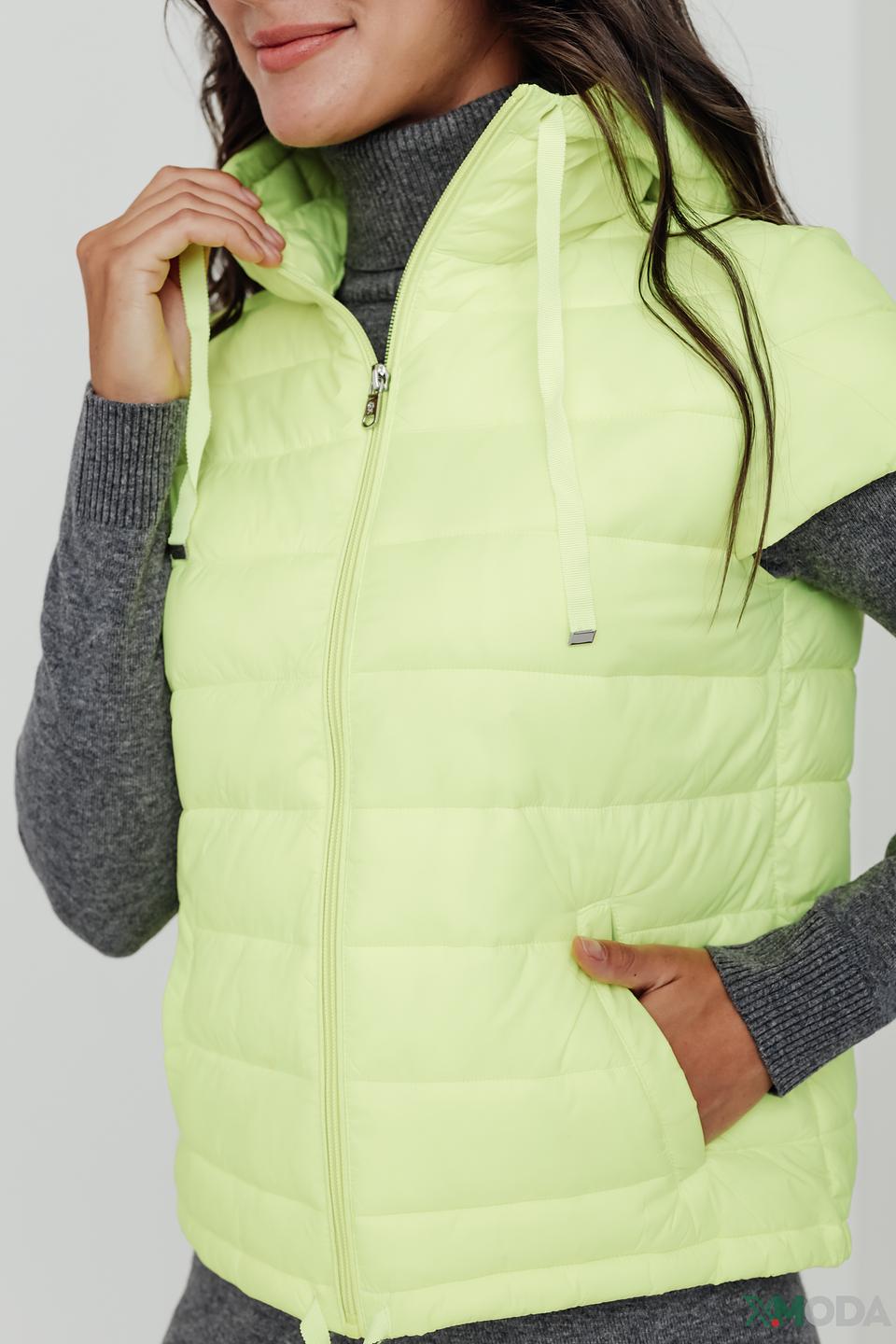 Жилет Pezzo лайм с капюшоном